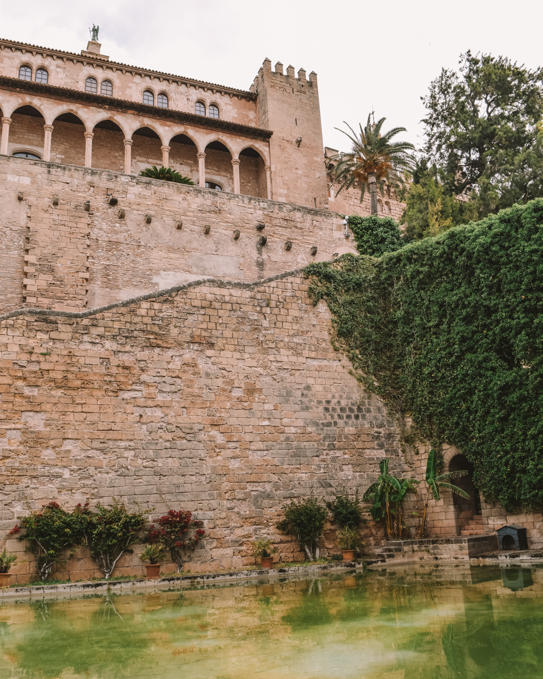 Visit The Royal Palace of La Almudaina in Palma, Mallorca