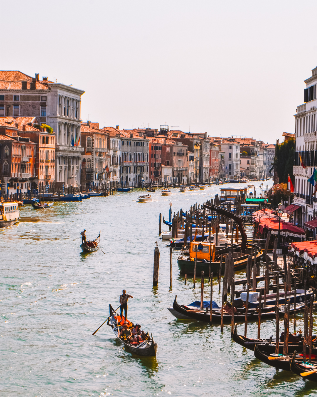 Visit Rialto Bridge during your 3 days in Venice