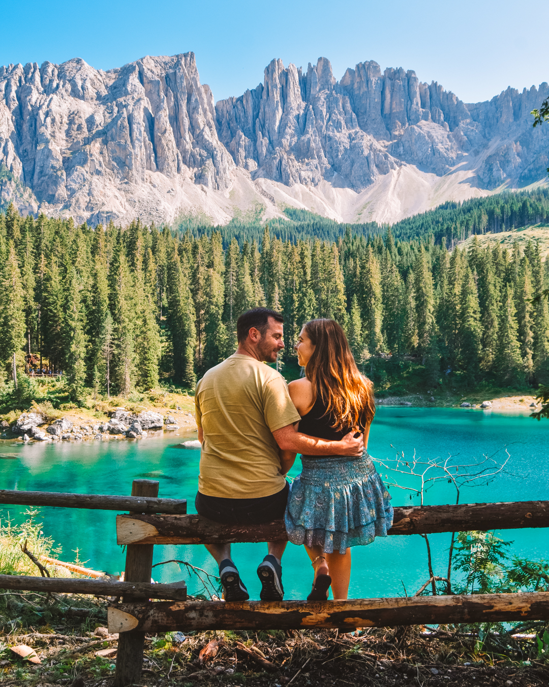 Reanna and Chris, Travelling couple visiting Lago di Carezza