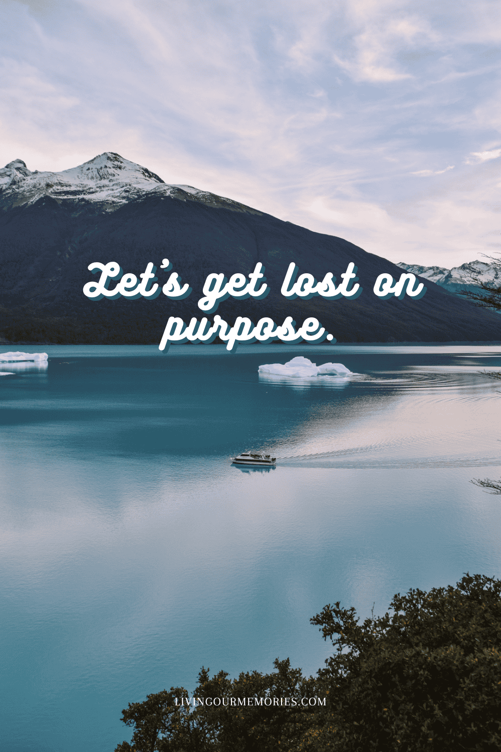 Let's get lost on purpose on a photo of glaciar perito moreno