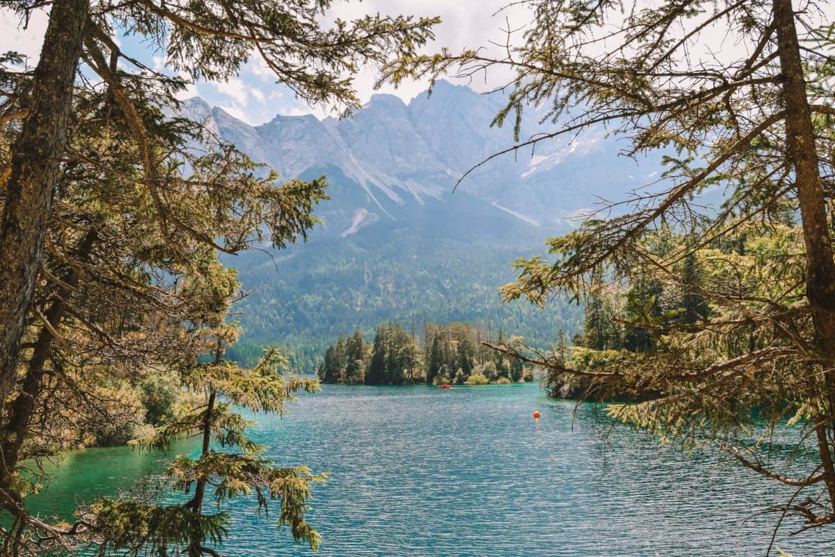 Lake Eibsee through the trees