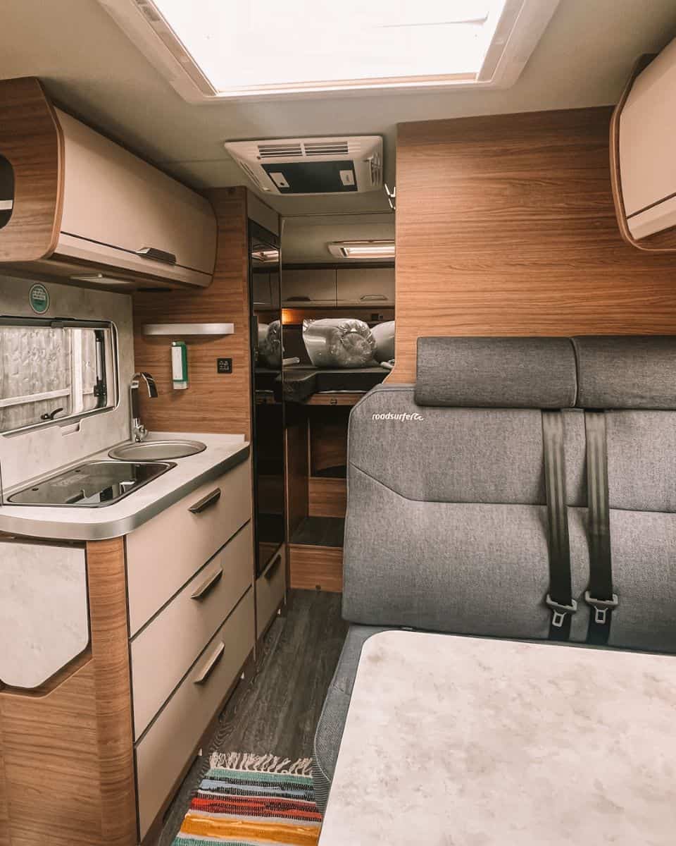 The inside of a Cosy Cottage Motorhome, Roadsurfer